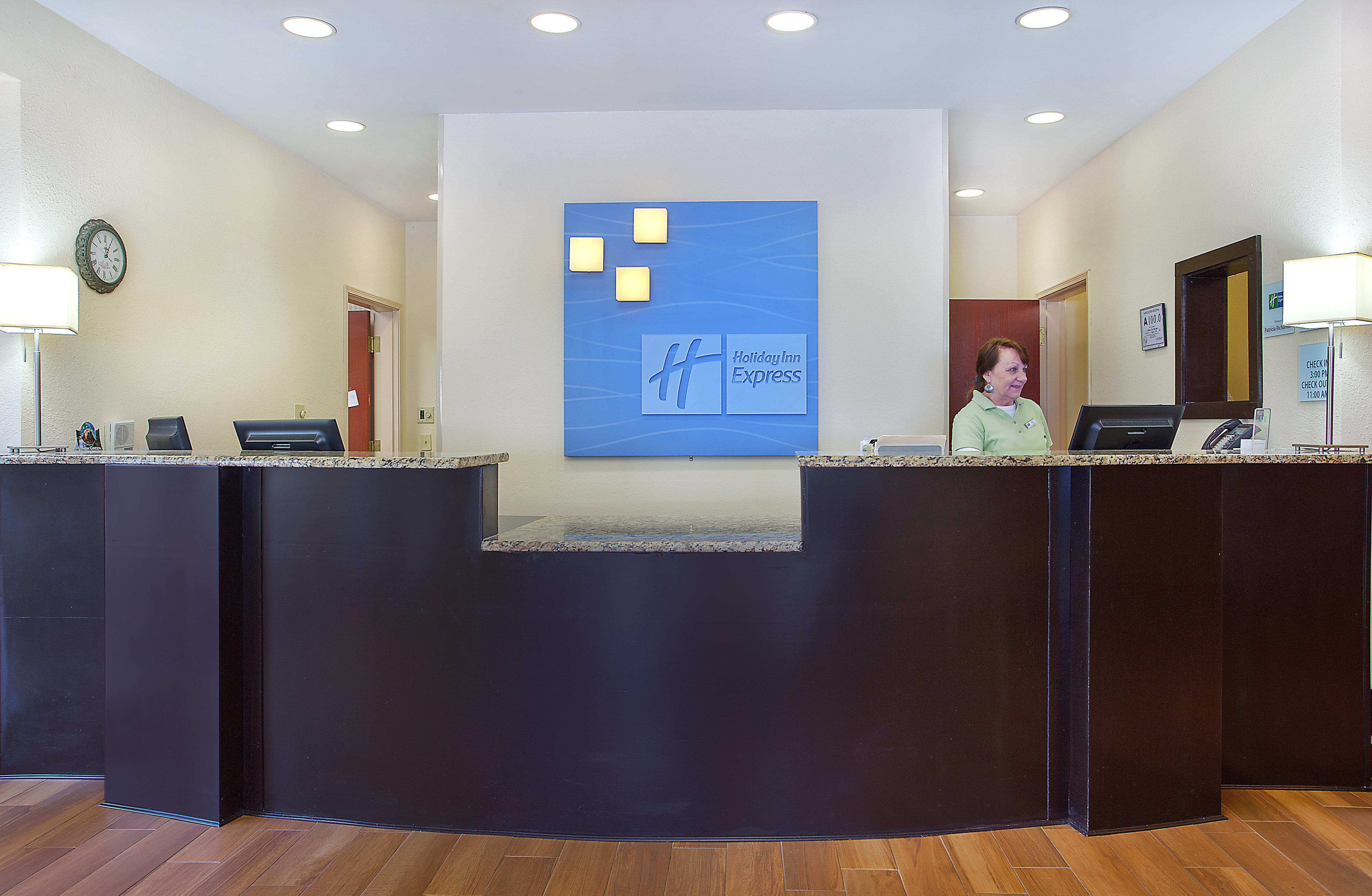 Holiday Inn Express & Suites Murphy By Ihg Exterior photo