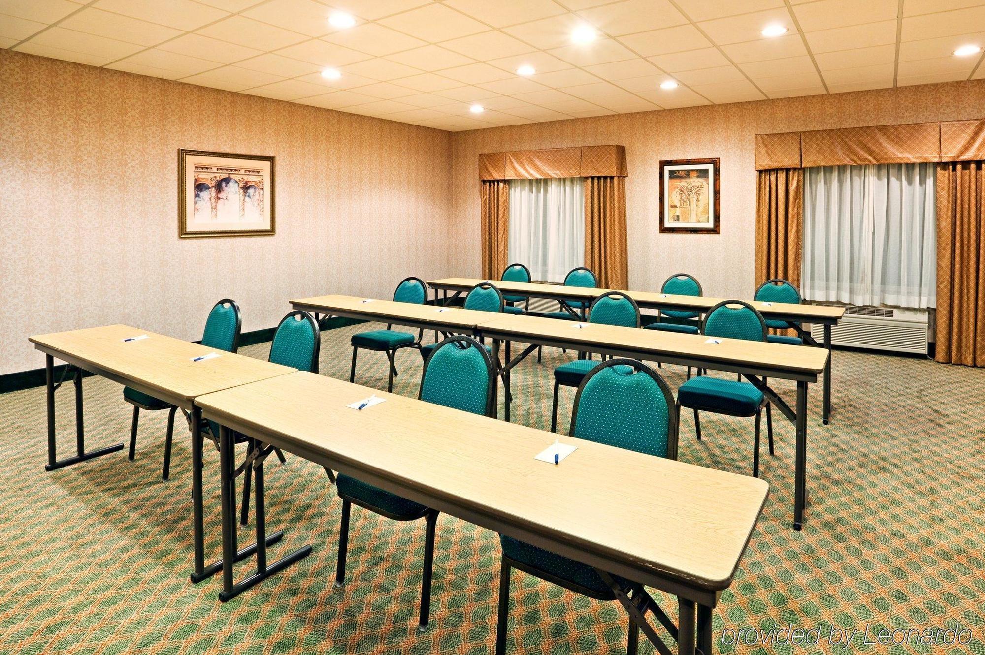 Holiday Inn Express & Suites Murphy By Ihg Facilities photo