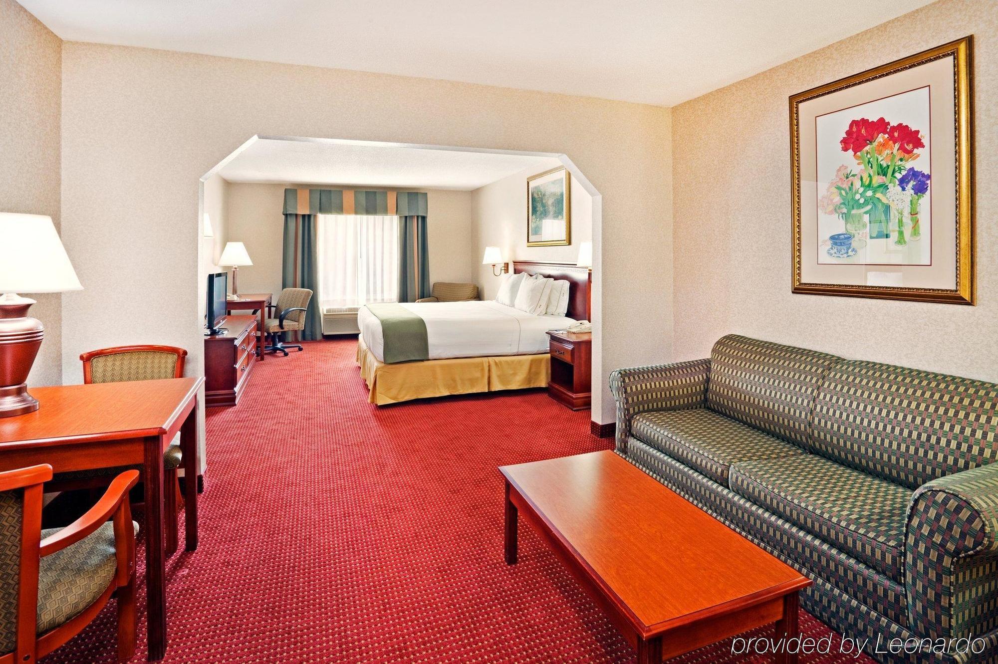 Holiday Inn Express & Suites Murphy By Ihg Room photo