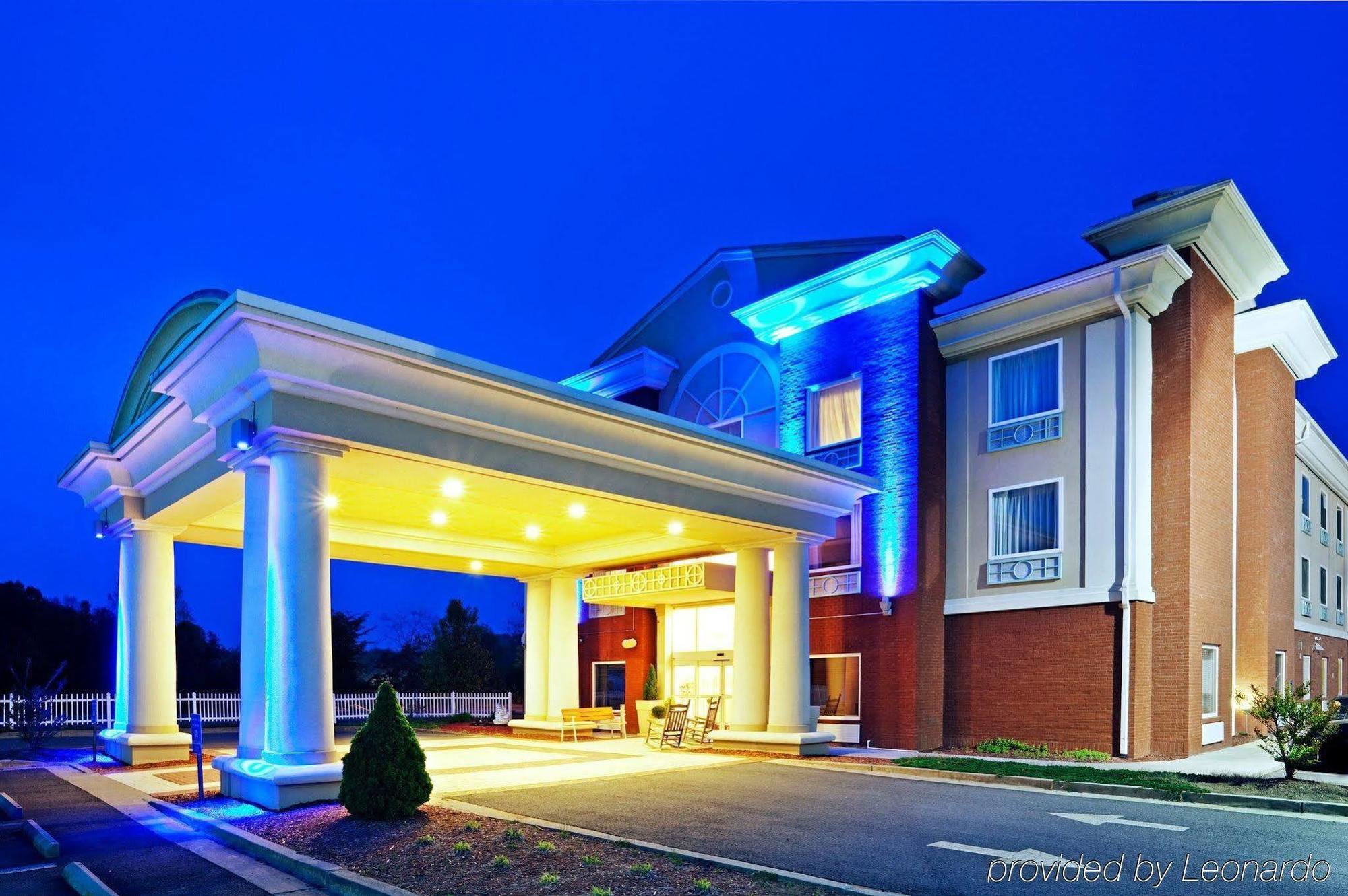 Holiday Inn Express & Suites Murphy By Ihg Exterior photo