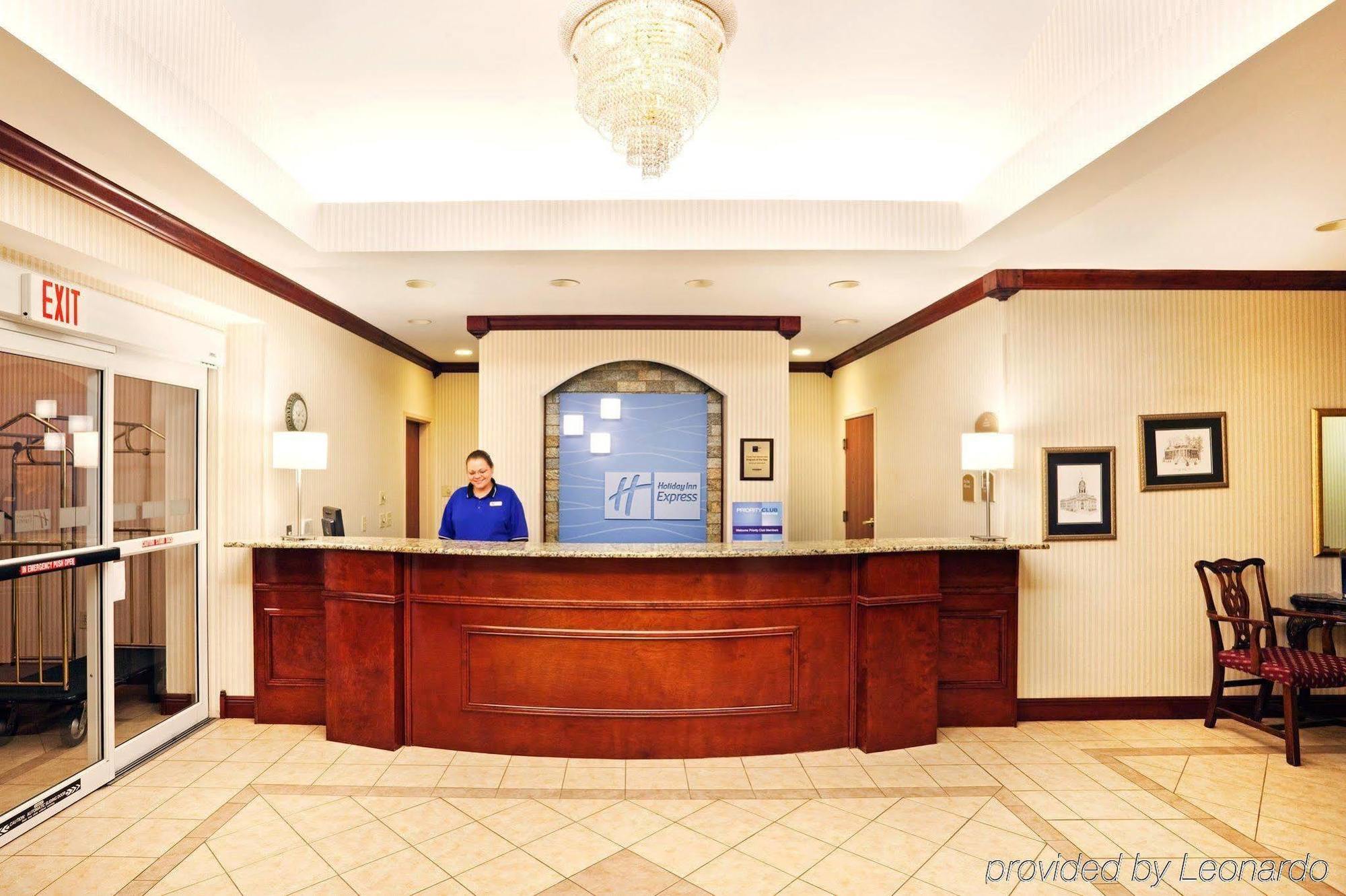 Holiday Inn Express & Suites Murphy By Ihg Interior photo